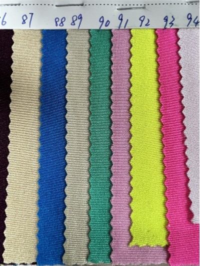 DG-BT recycled polyester glossy Lycra Composition: 82% recycled polyester 18% spandex Weight: 180g/㎡ detail view-10